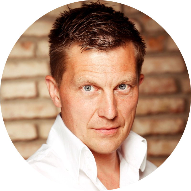 Dr. Daniel Schmidt. Der Betriebsarzt in und um München.